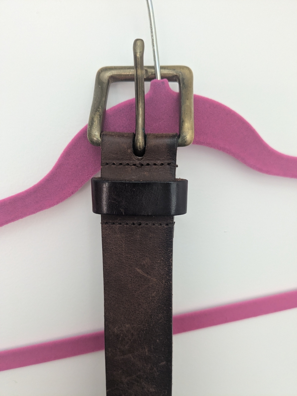 Eddie Bauer Dark Brown Leather Belt with Antiqued Brass Buckle 44 Inches